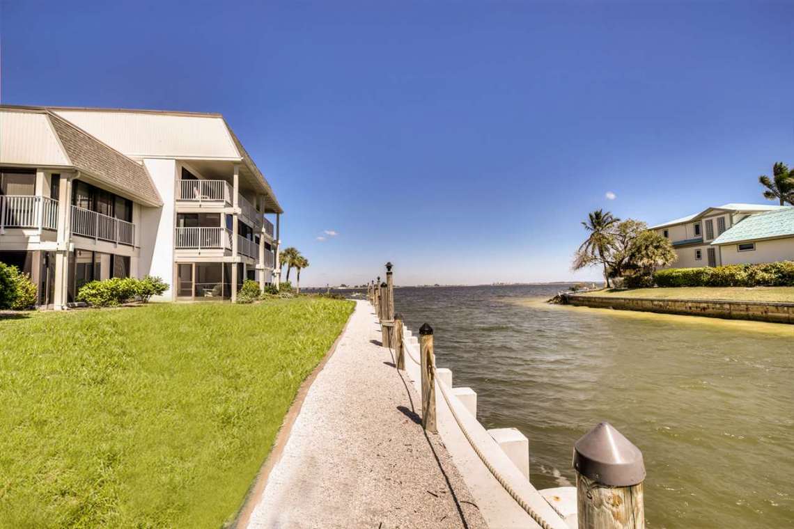 Mariner Pointe Condos John R Wood Properties Sanibel Island Condos